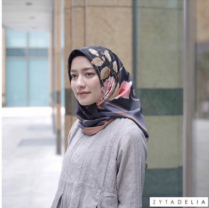 Zytadelia scarf clearance