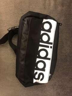 adidas 包包