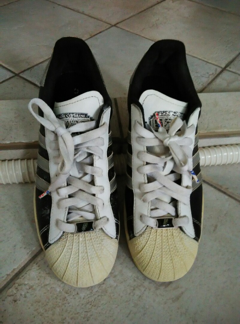 Superstar top adidas nba