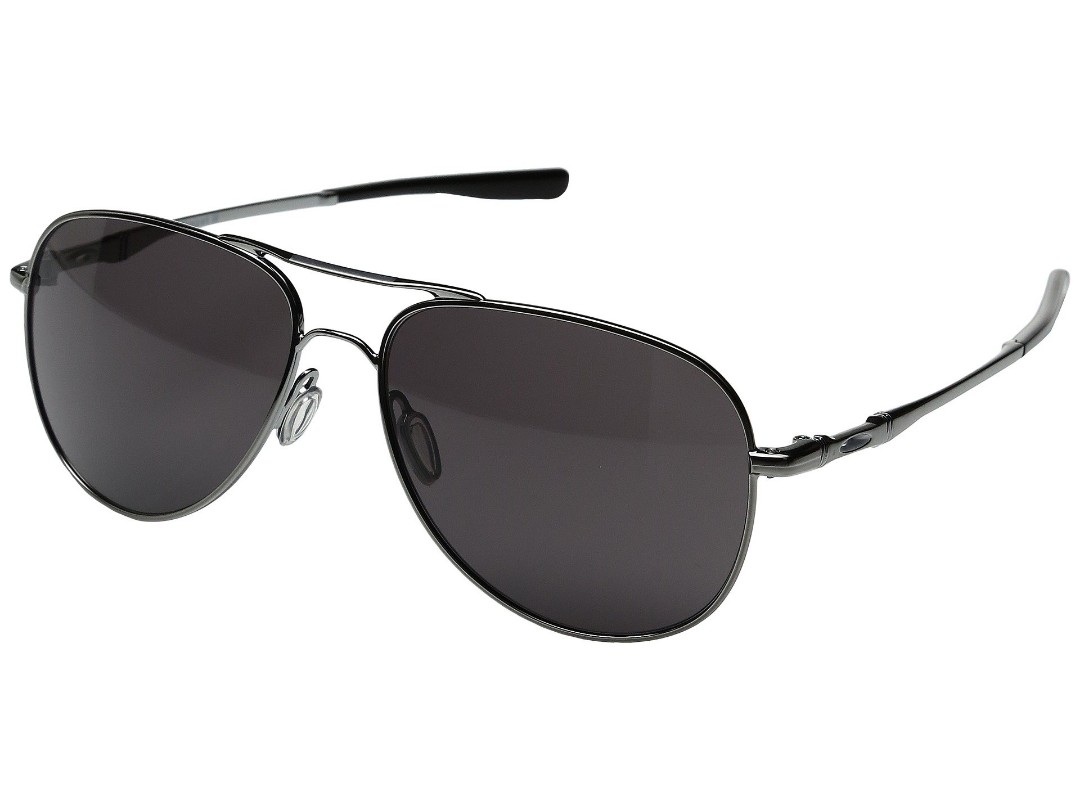 Authentic Oakley Elmont Aviator Sunglasses, Men's Fashion, Watches ...
