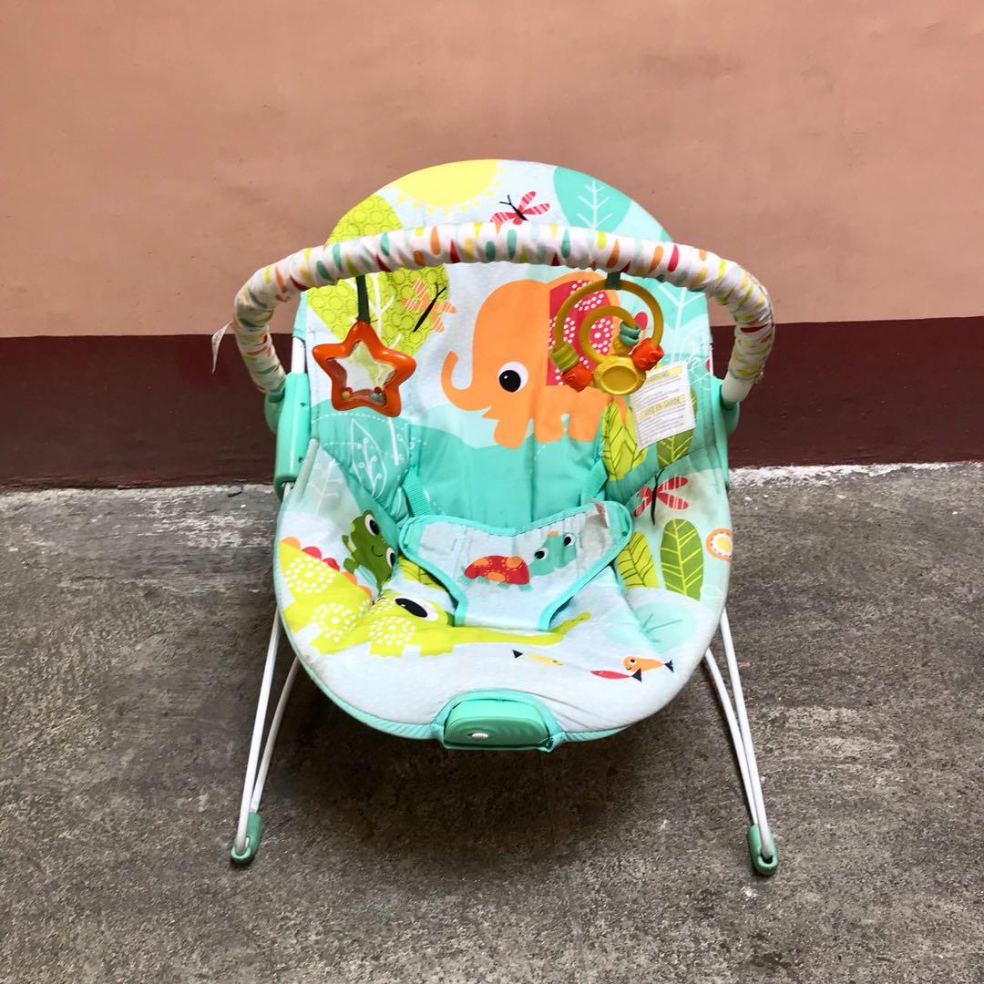 Baby Rocker / Carrier, Babies & Kids, Going Out, Carriers & Slings on