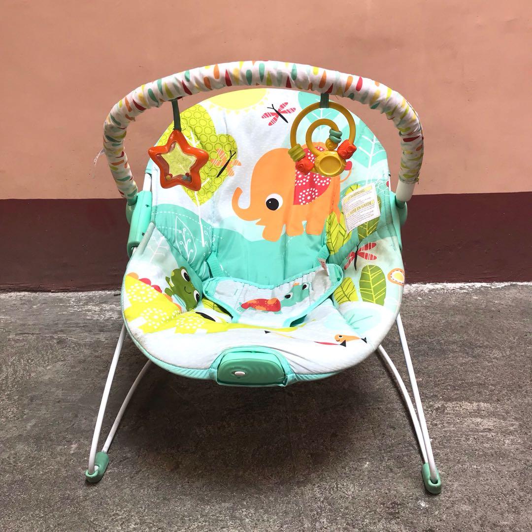 Baby Rocker / Carrier, Babies & Kids, Going Out, Carriers & Slings on