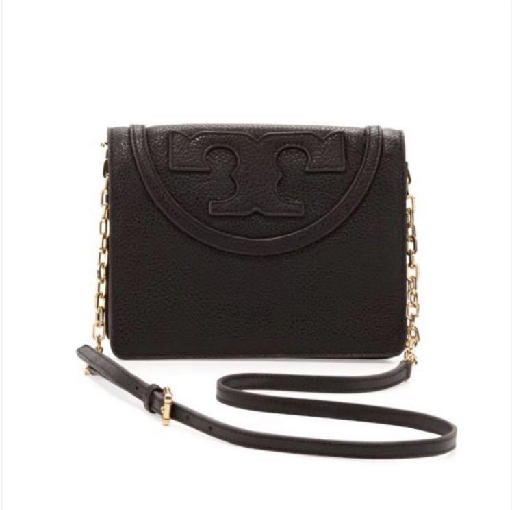 BN Tory Burch All T Pebbled Crossbody Bag, Women's Fashion, Bags & Wallets, Cross-body  Bags on Carousell