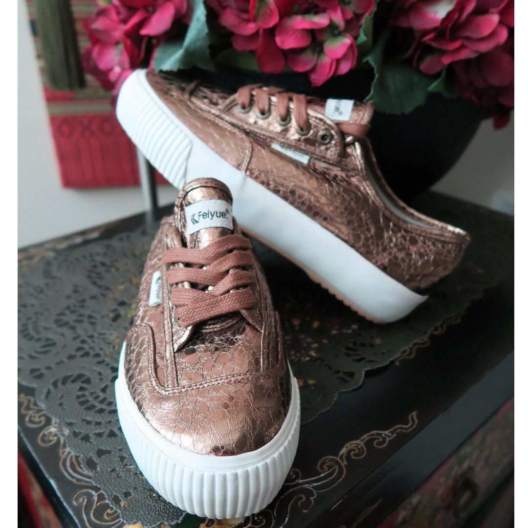 Feiyue platform on sale