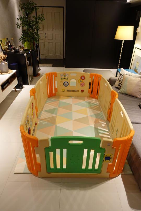 Haenim 6 Panel Play Yard, Babies & Kids, Infant Playtime on Carousell