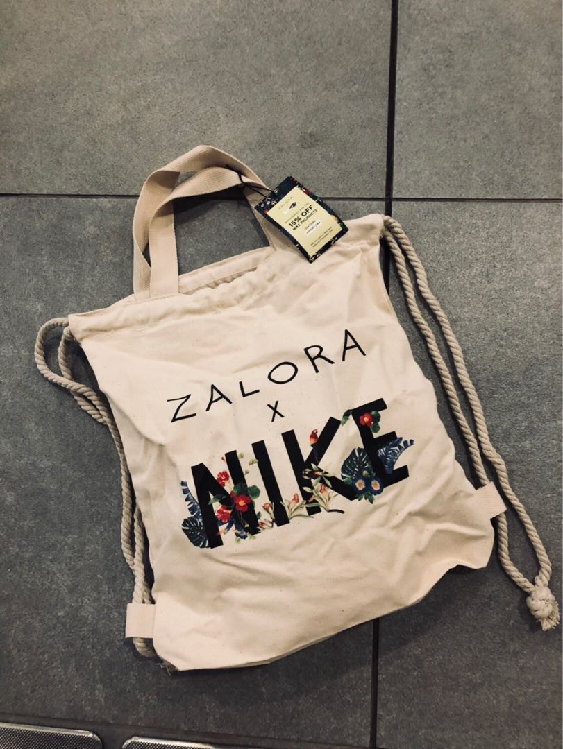 zalora nike bag