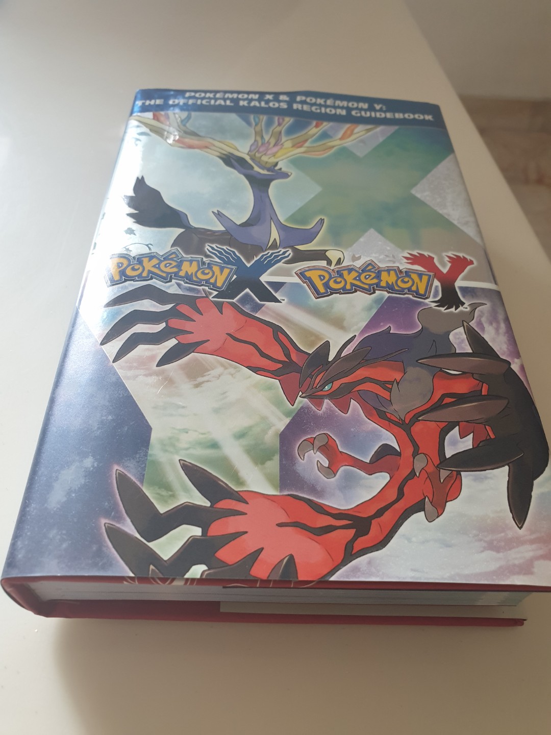 Pokemon X & Pokemon Y: The Official Kalos Region Guidebook Book *Lot of 4*  9780804161992