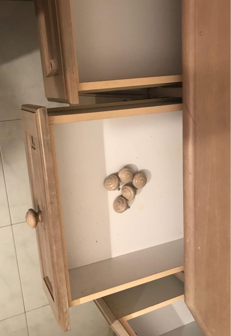 Quality Furniture & Home Living, Furniture, Shelves,