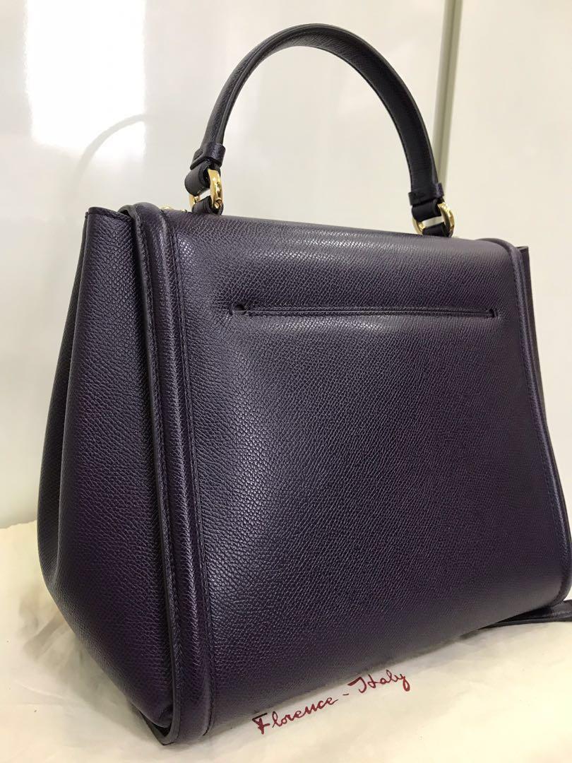 Salvatore ferragamo carrie on sale 24cm