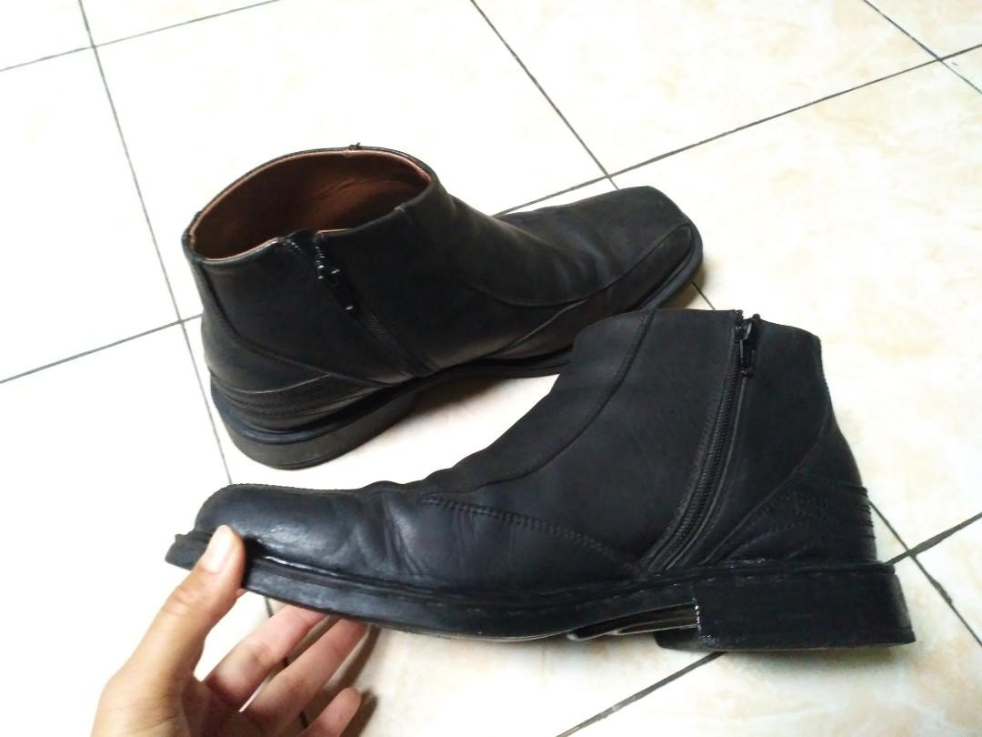 Sepatu boot hot sale hush puppies