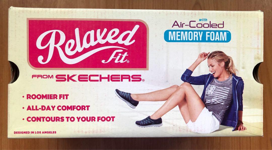 Skechers Relaxed Fit Memory Foam Shoe Women S Fashion Shoes Sneakers On Carousell