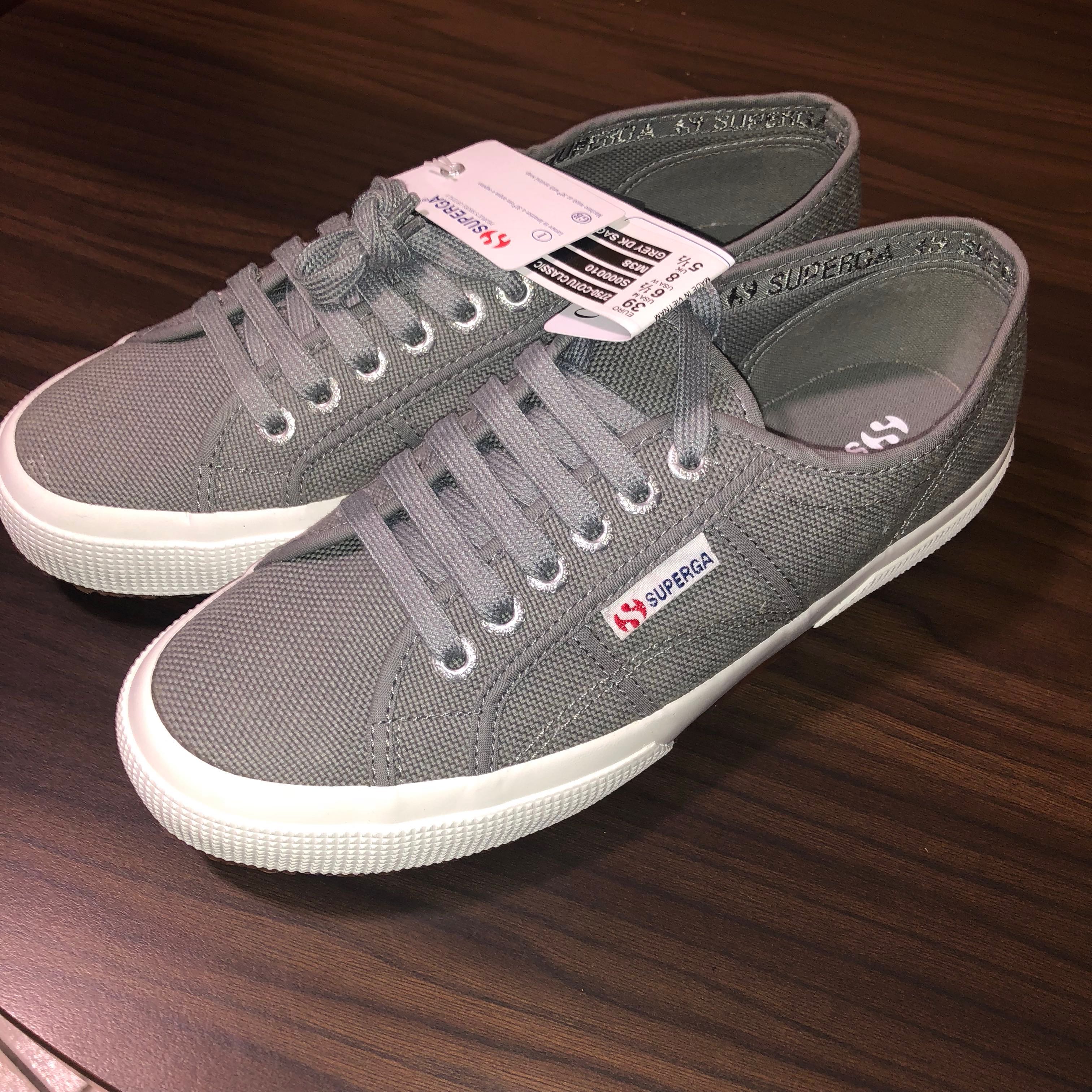 Superga discount dark grey