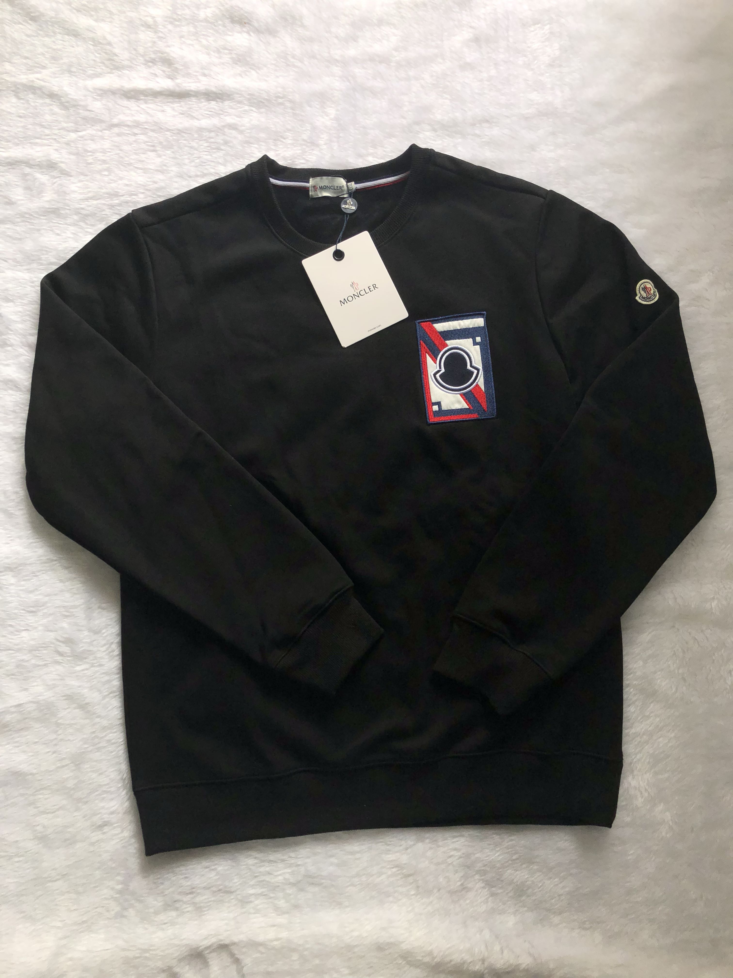 sweater moncler original, Olshop 