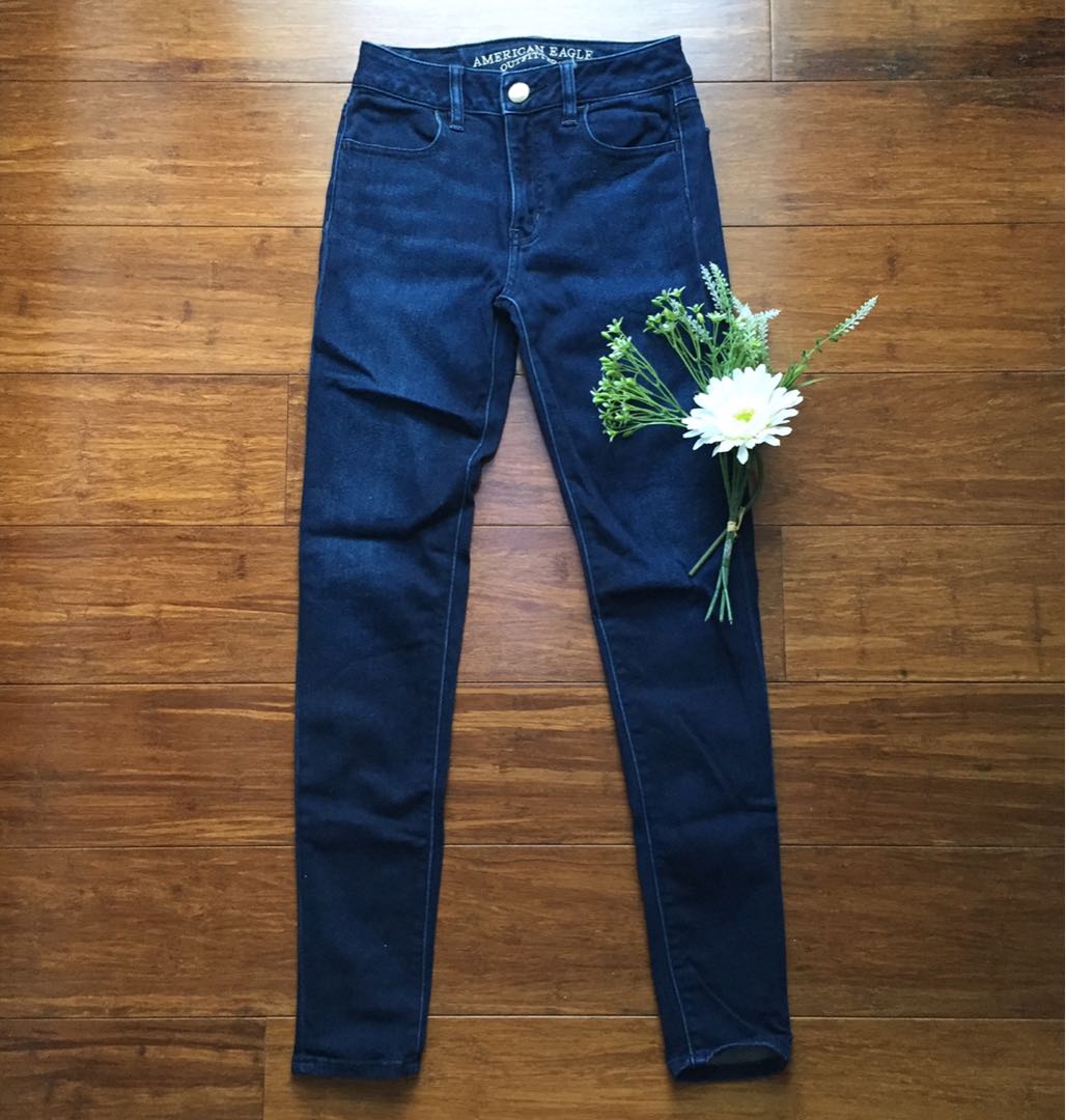american eagle high waisted jeans