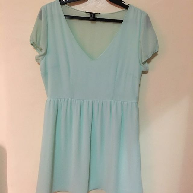 Forever 21 mint green v line dress
