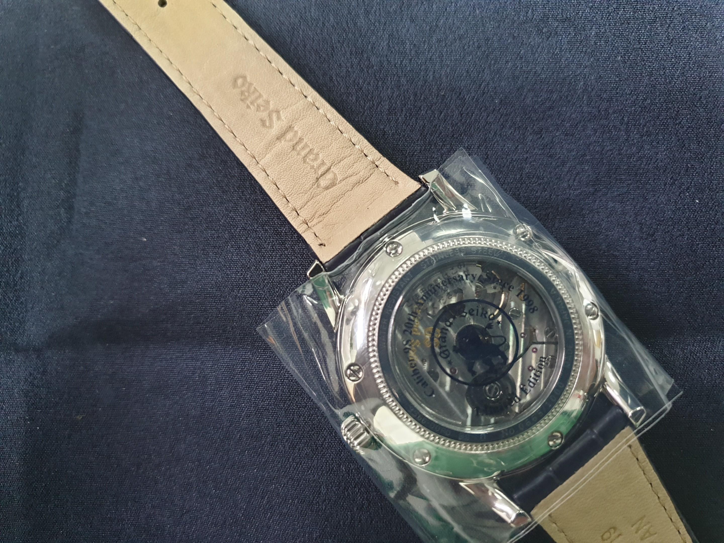 Grand Seiko SBGM235, Luxury, Watches on Carousell