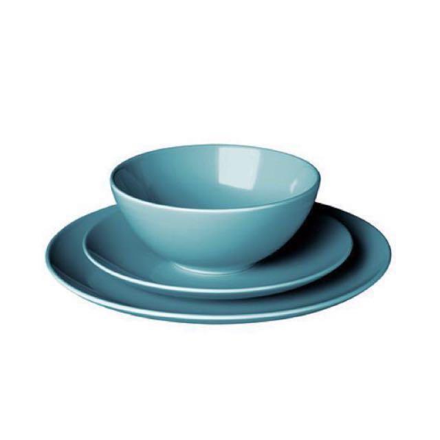 Ikea Dining Set Plates And Bowls In Blue Home Appliances On