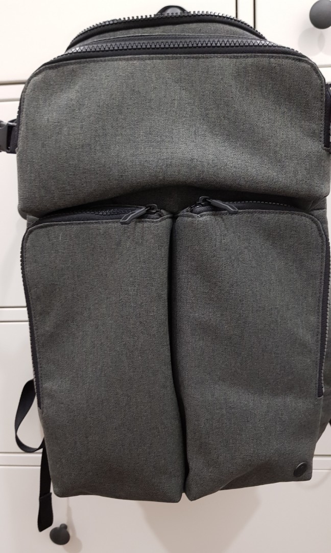 lululemon assert backpack review