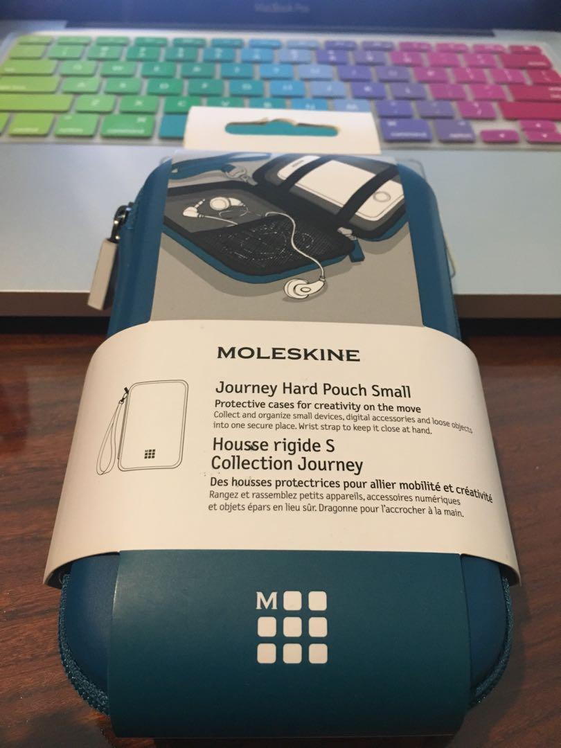 Moleskin Journey Hard Pouch Small, Hobbies & Toys, Travel, Travel
