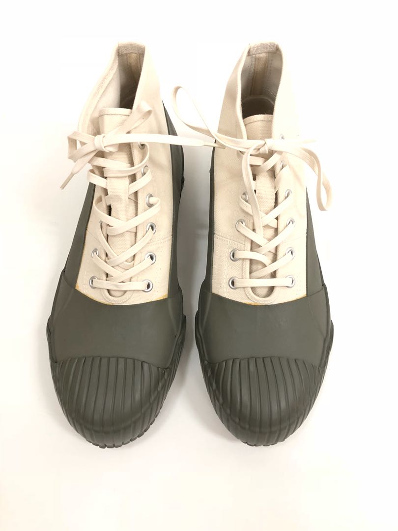 Stussy Gs Rain Shoes By Moonstar Men S Fashion Footwear Sneakers On Carousell