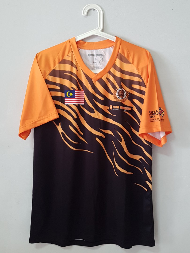Tm Team Malaysia 2017 Sea Games T Shirt Size L Sports Sports Apparel On Carousell