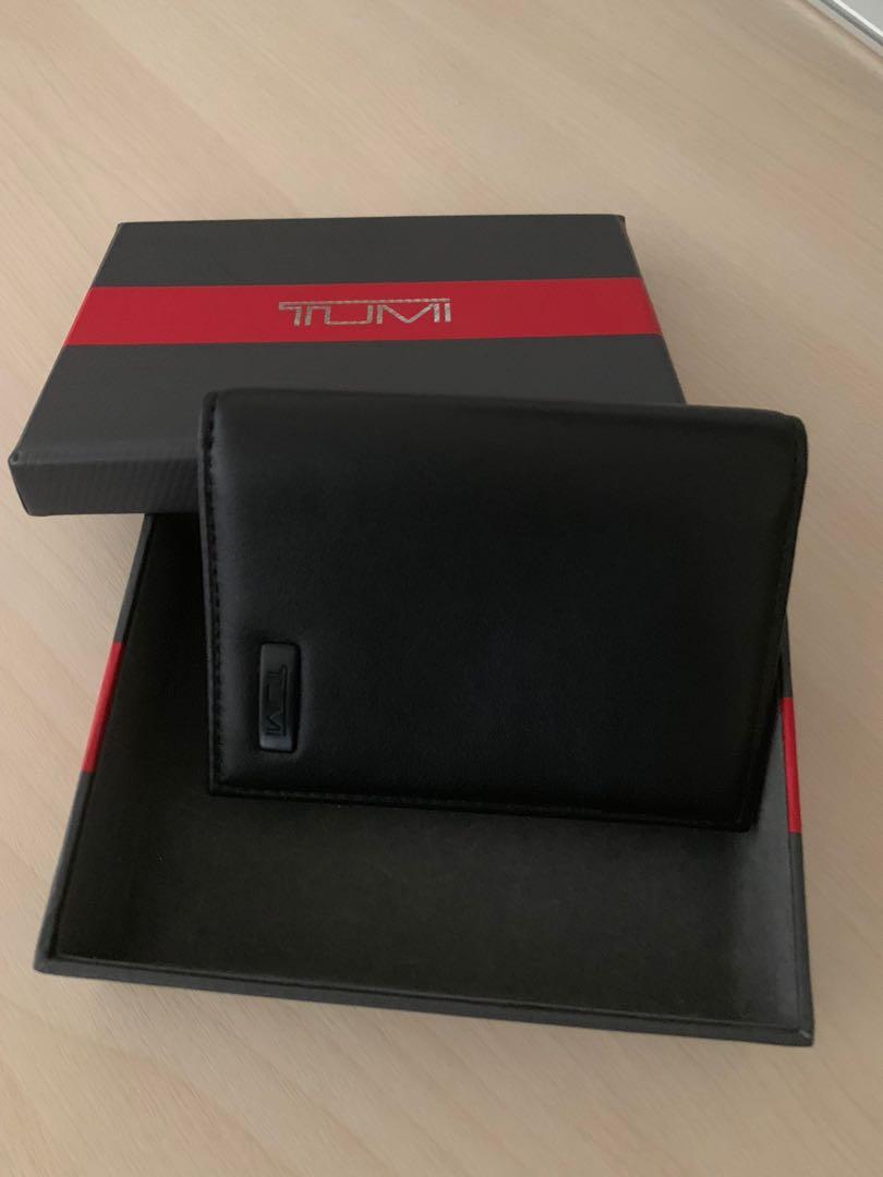 Tumi Wallet, Men's Fashion, Watches & Accessories, Wallets & Card