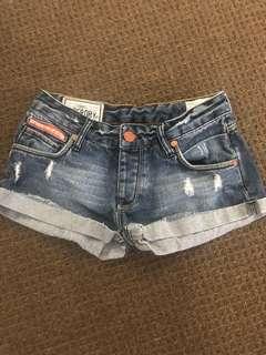 Superdry Women’s shorts size W27