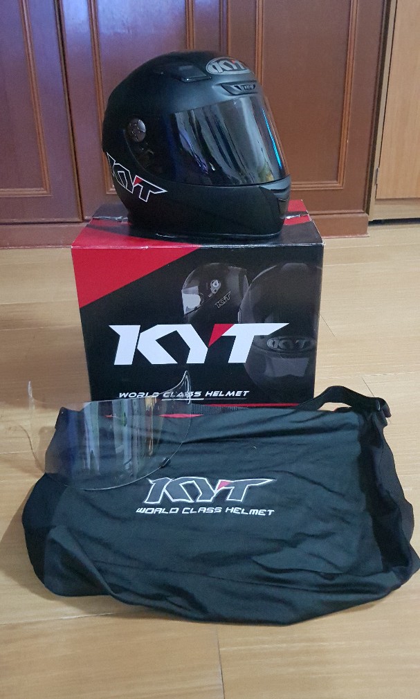 Helmet KYT KR1, Auto Accessories on Carousell