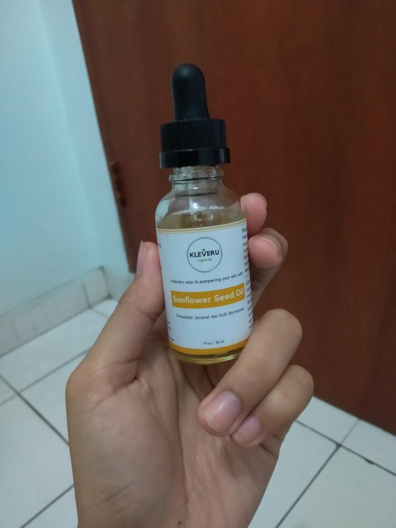 Kleveru Sunflower Seed Face Oil, Kesehatan & Kecantikan, Kulit, Sabun