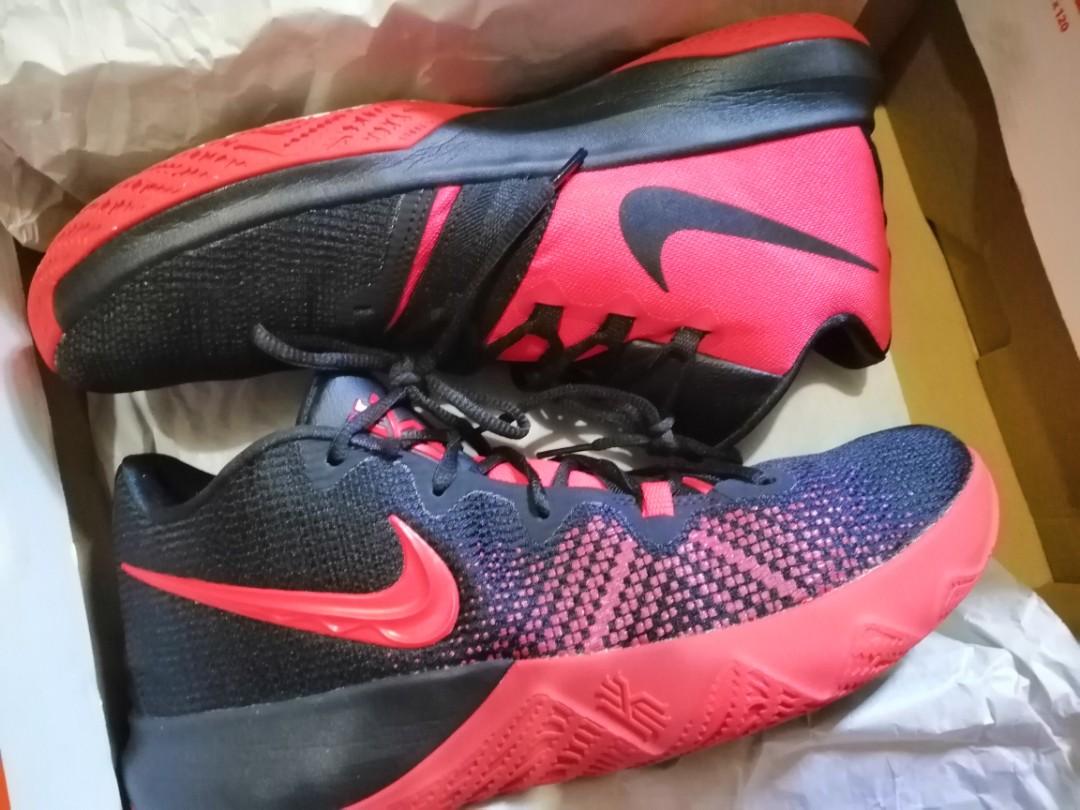 Kyrie flytrap noir hotsell