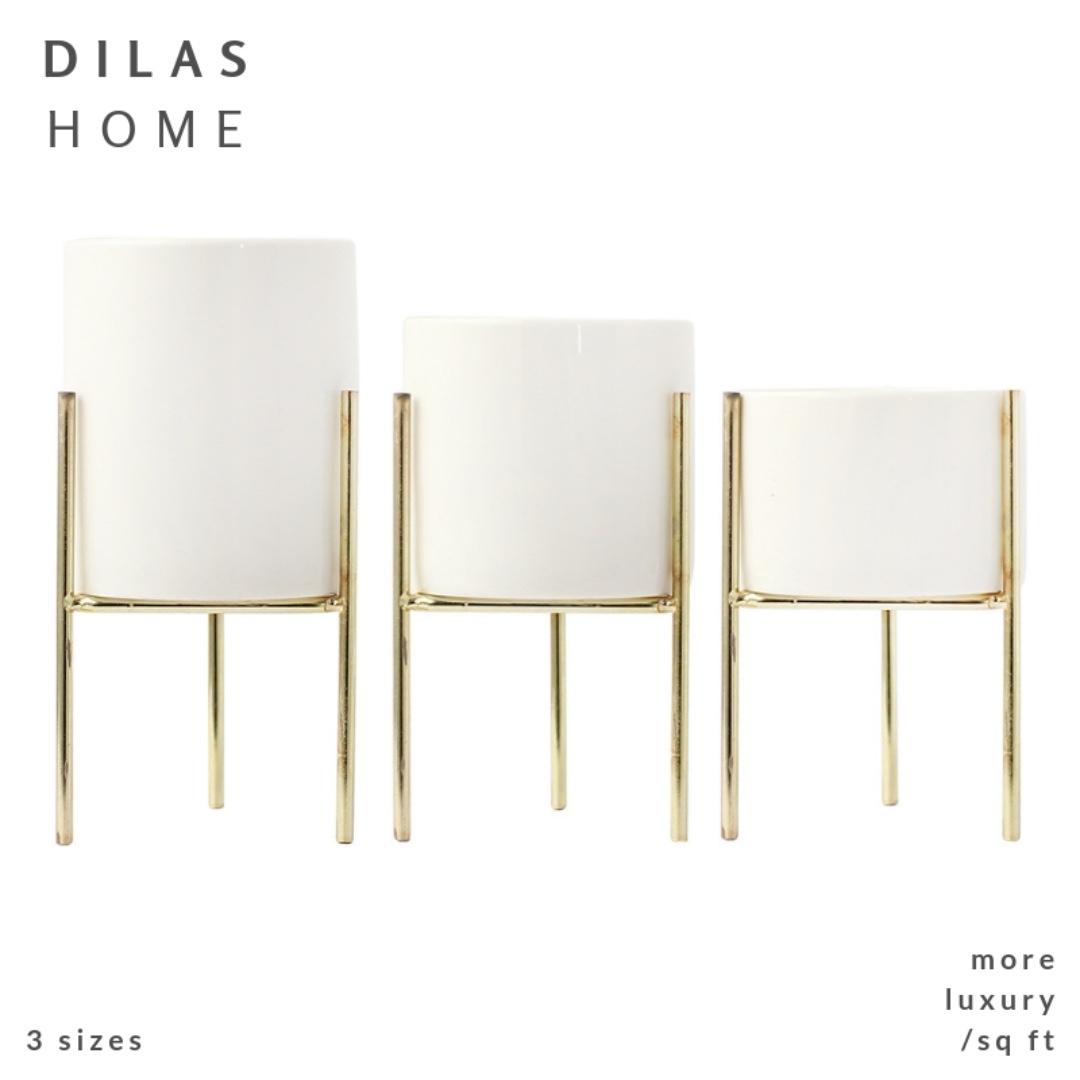Dilas Home Nordic White Plant Pot With Gold Holder Stand Furniture Home Decor Others On Carousell Shop indoor and outdoor plant holders such as hanging pots, rail planters and more. dilas home nordic white plant pot with gold holder stand
