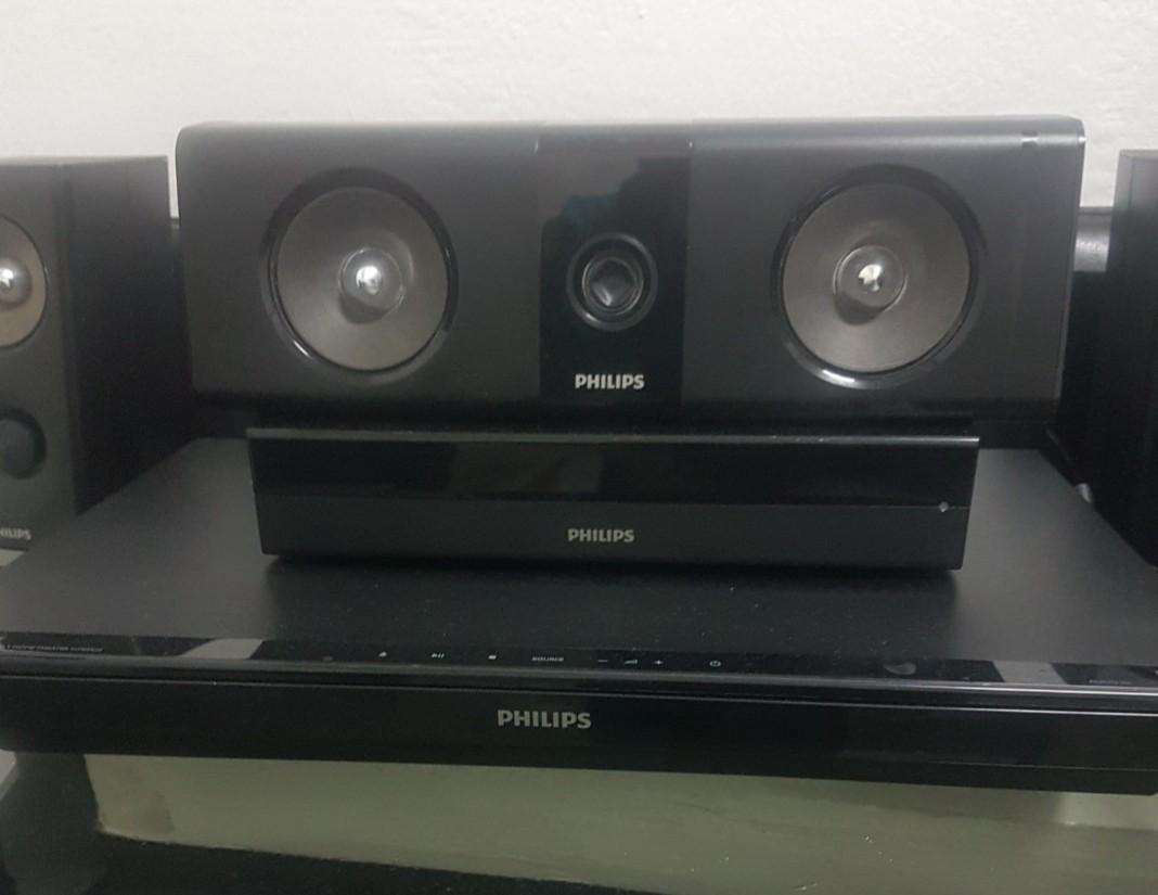 Phillips Home Theater Htb5510d 98 5 1 System 3d Blueray Dvd Player Home Appliances Tvs Entertainment Systems On Carousell