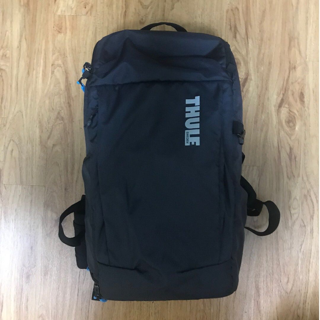 thule aspect dslr camera backpack