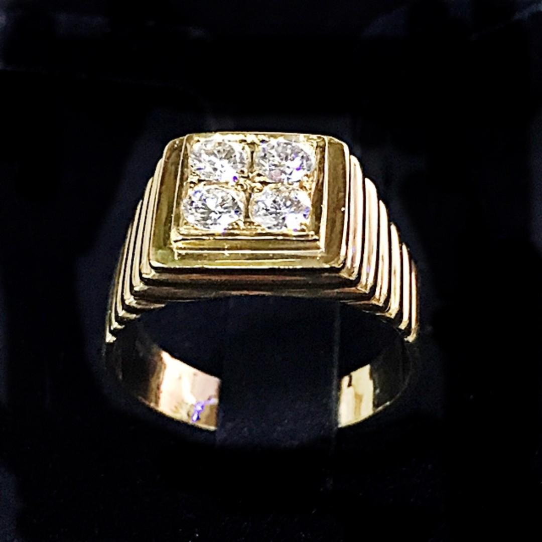 Gold ring with 4 new arrivals diamonds