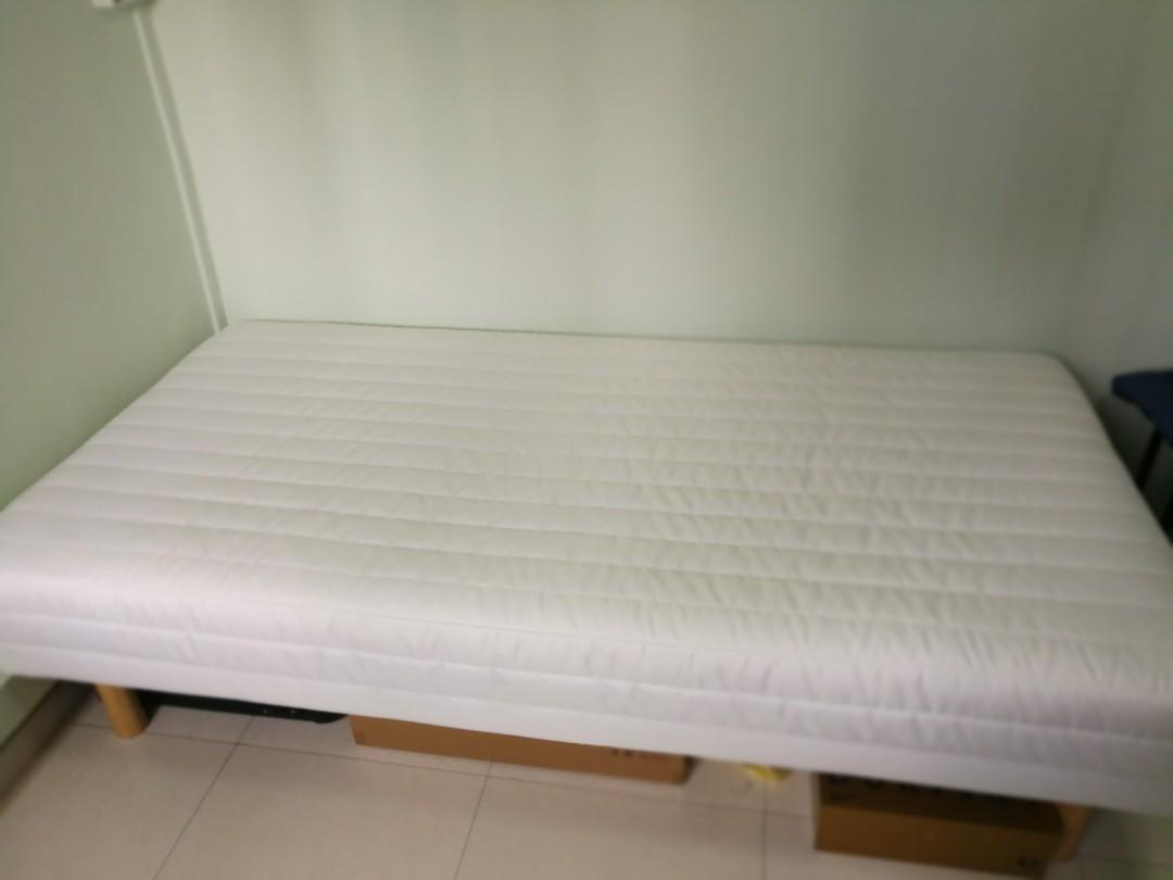 muji pocket coil mattress with legs review