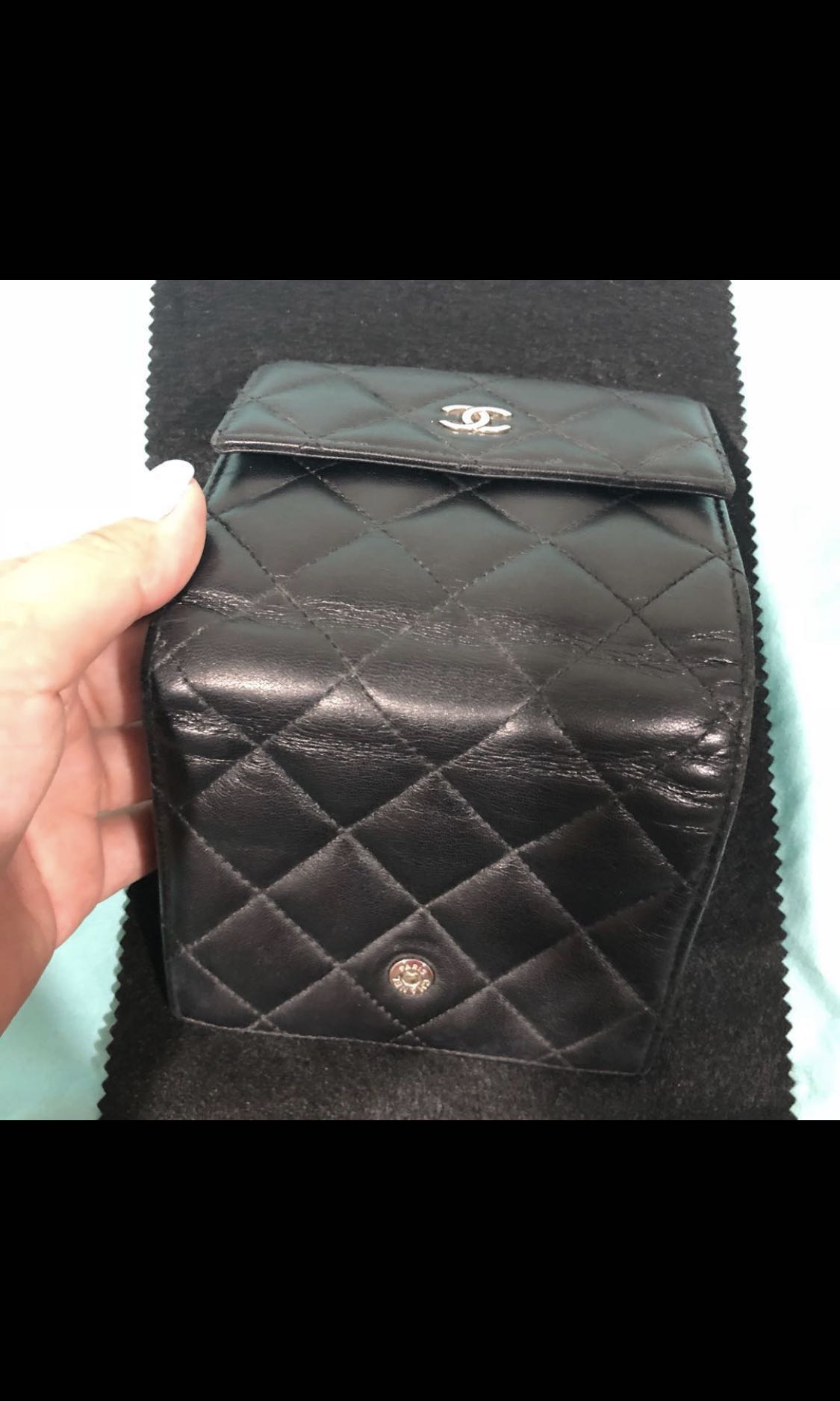 Chanel Lambskin Card Holder - Review / Wear and Tear 