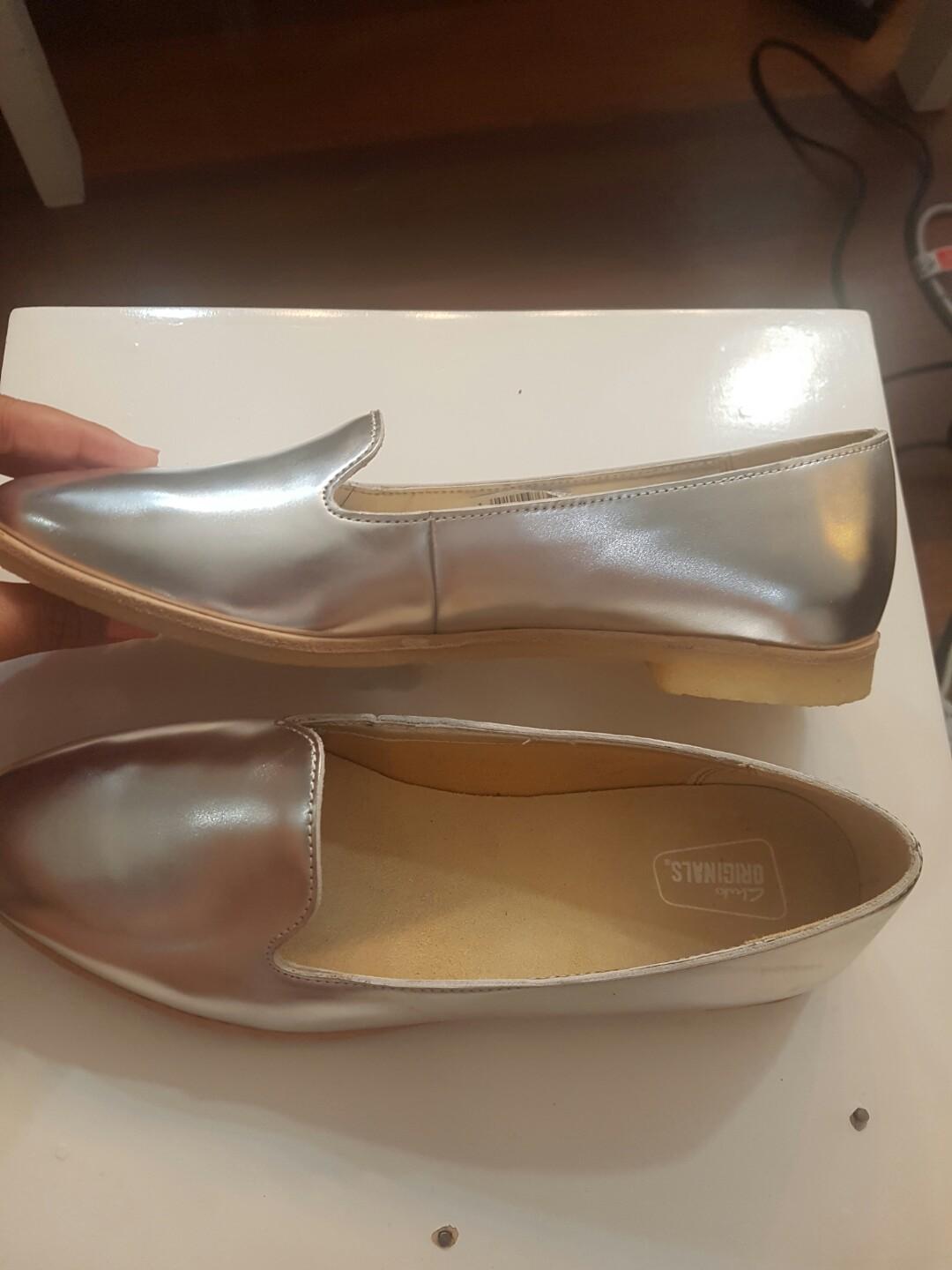 clarks flats silver