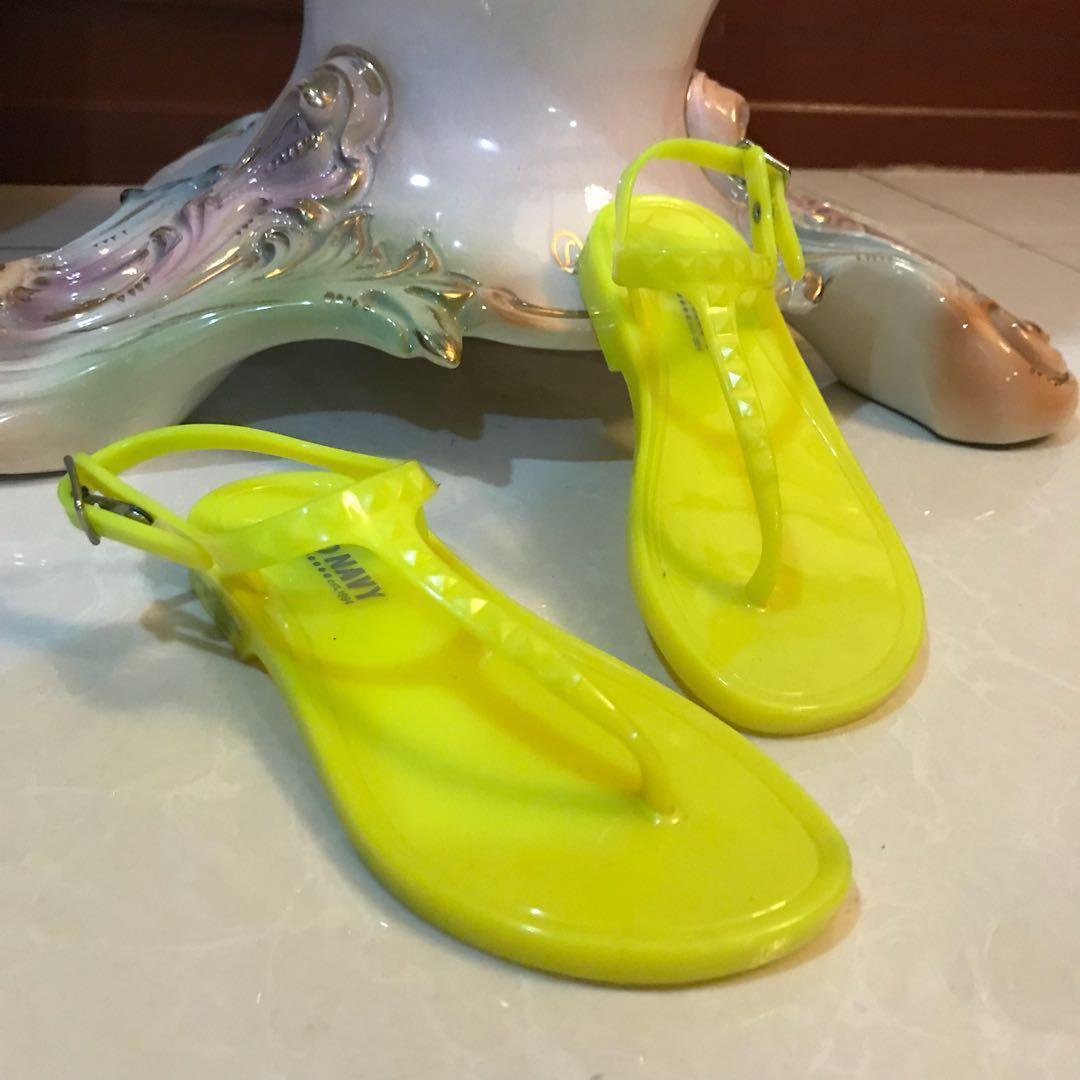 old navy kids sandals