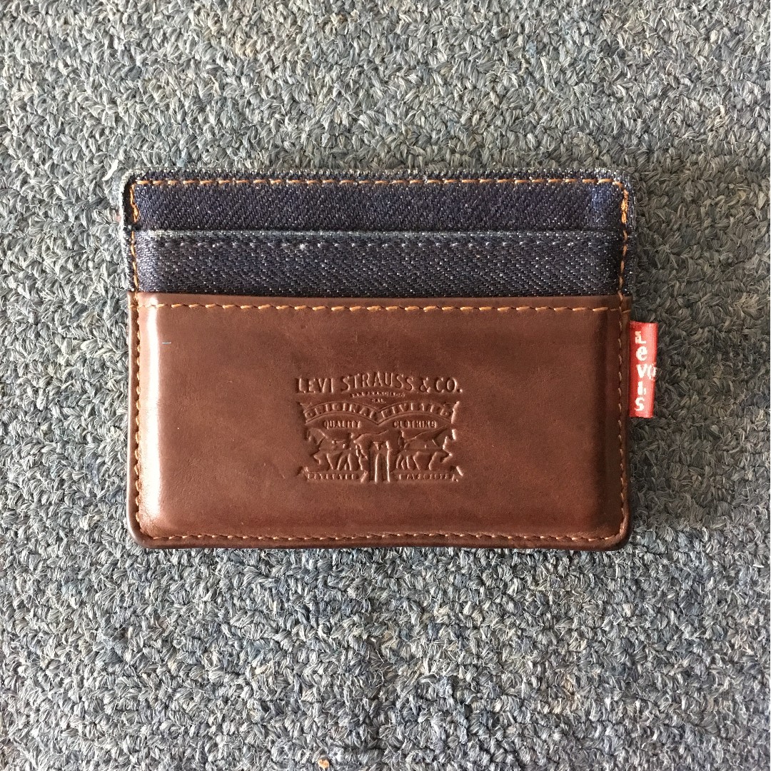 Levis card holder best sale wallet