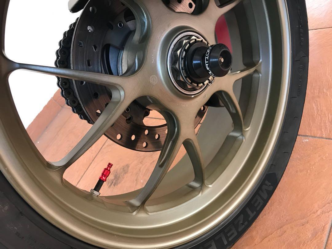 Marchesini Ducati 1098S wheels front and back, Motorcycles