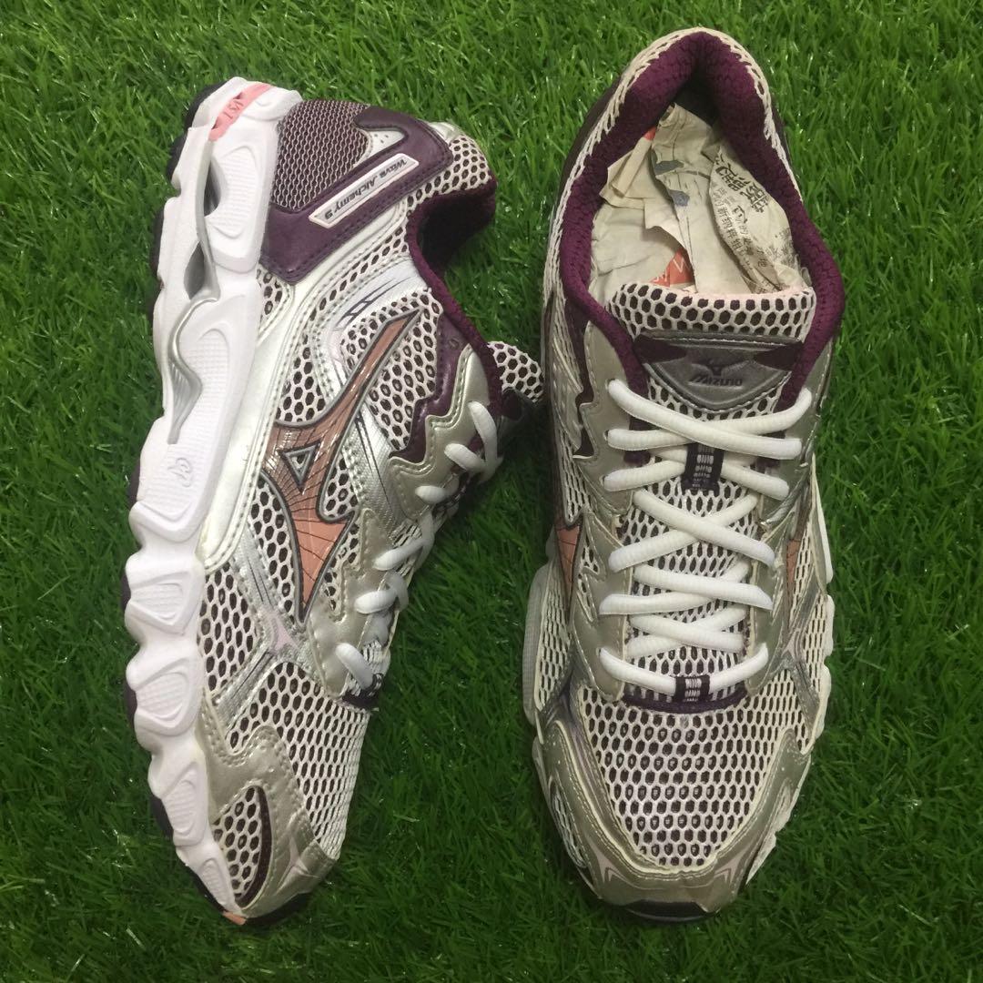 Mizuno wave hotsell alchemy 9 white