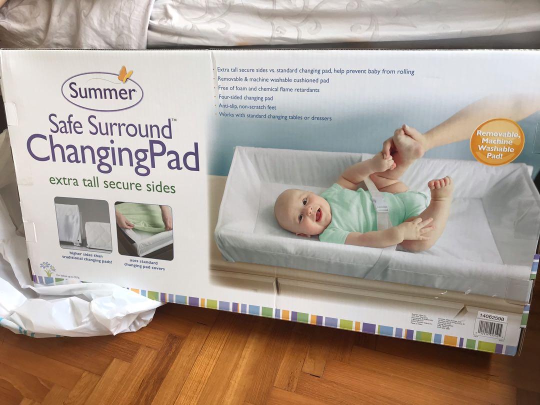 Safe surround changingpad, Babies & Kids, Bathing & Changing, Bathtub