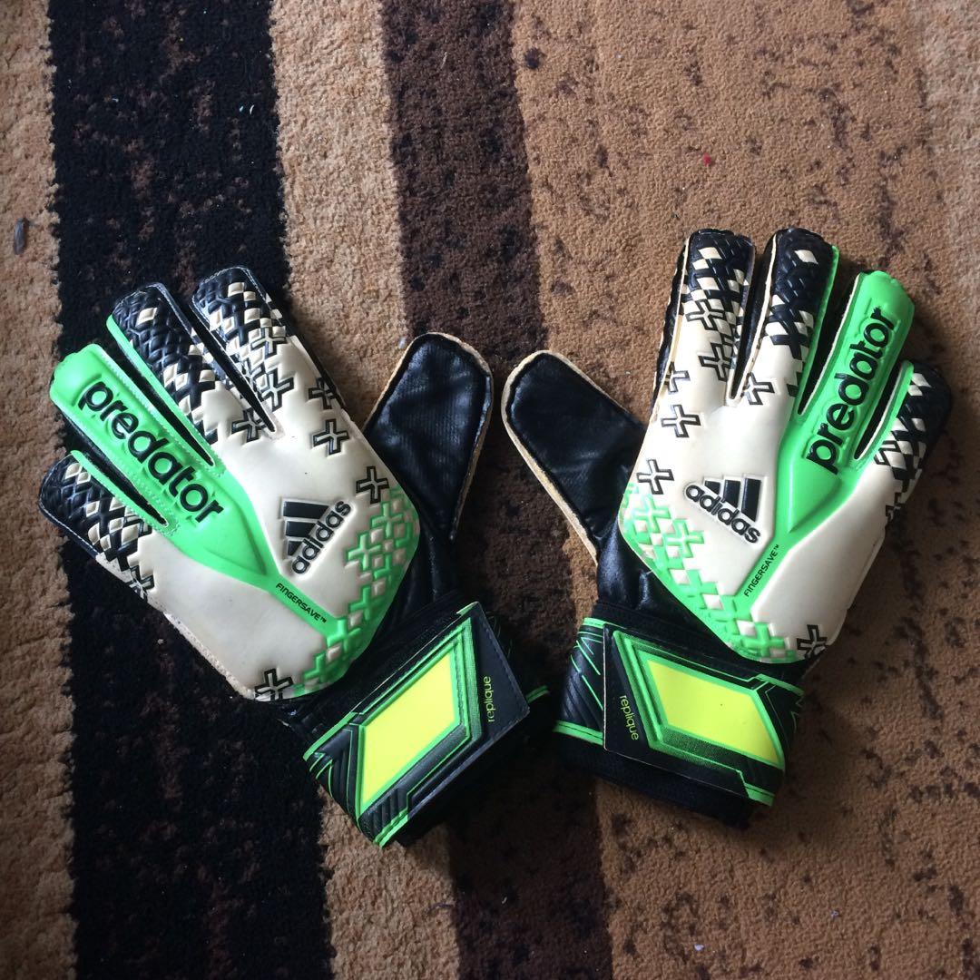 Sarung Tangan Kiper Olah Raga Perlengkapan Olahraga Lainnya Di Carousell