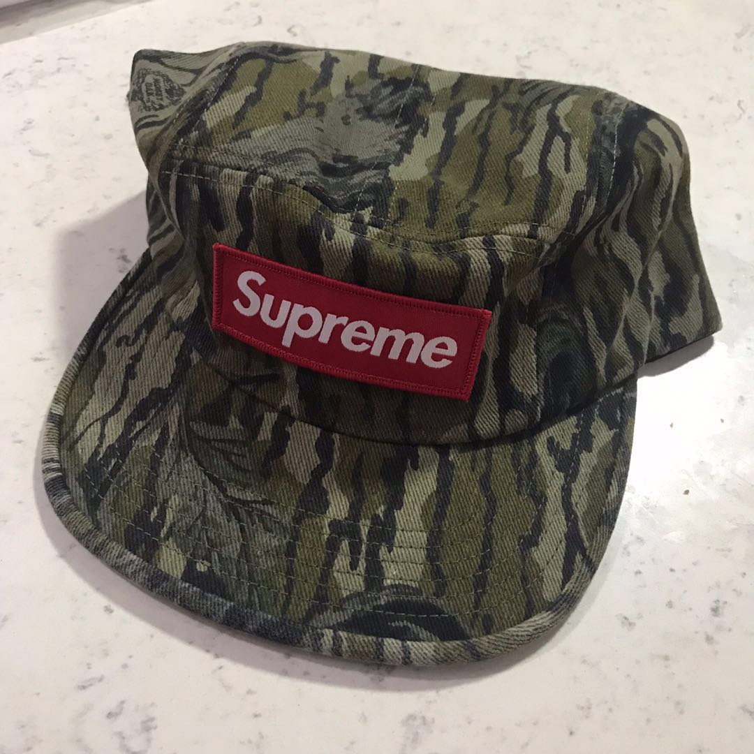 Supreme mossy oak hat sales