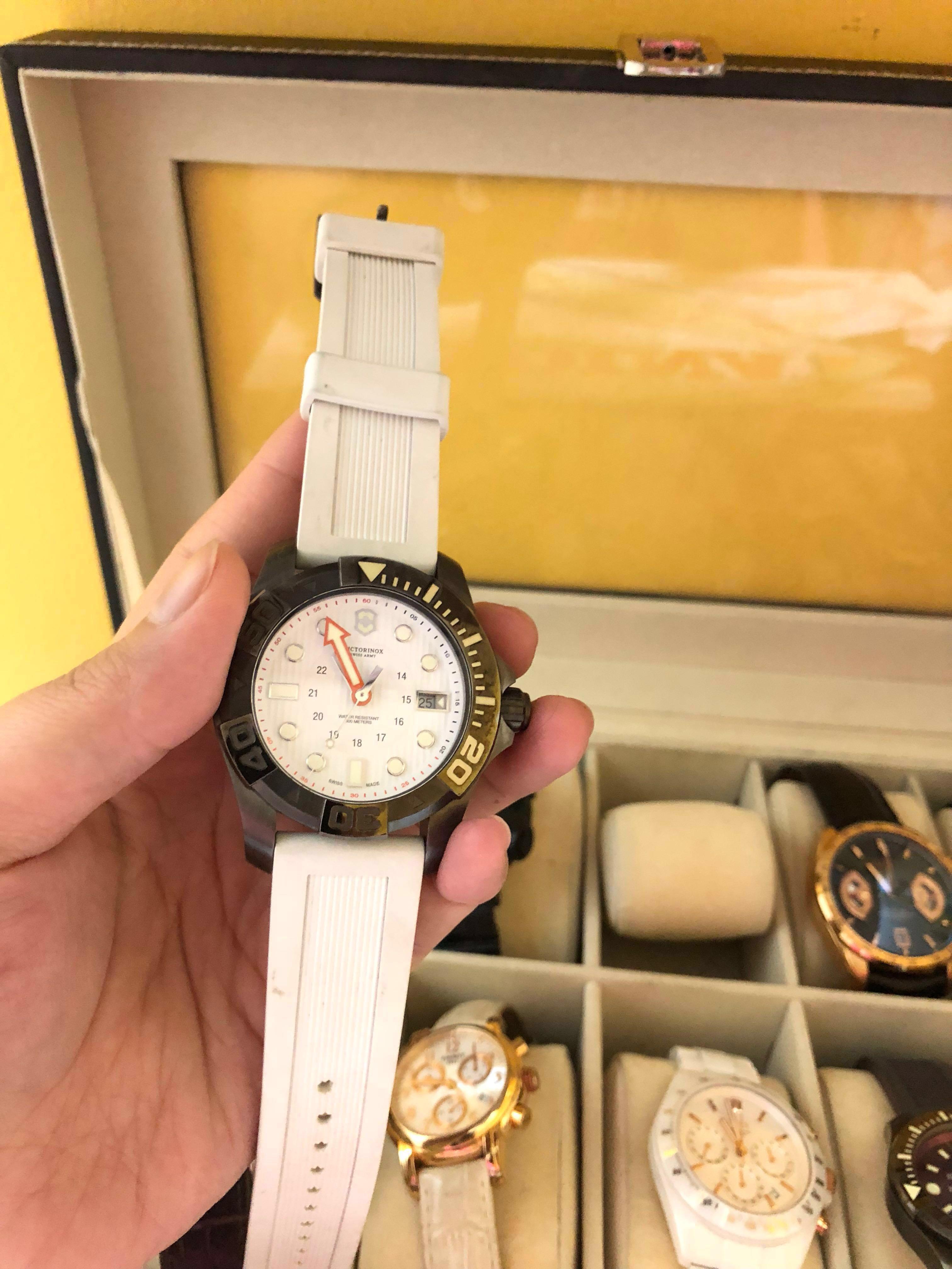Victorinox dive master 500 white best sale