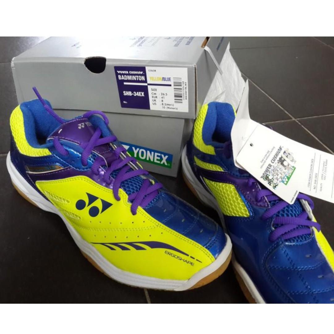 Yonex Badminton Shoe Power Cushion 34, Luxury, Sneakers u0026 Footwear on  Carousell