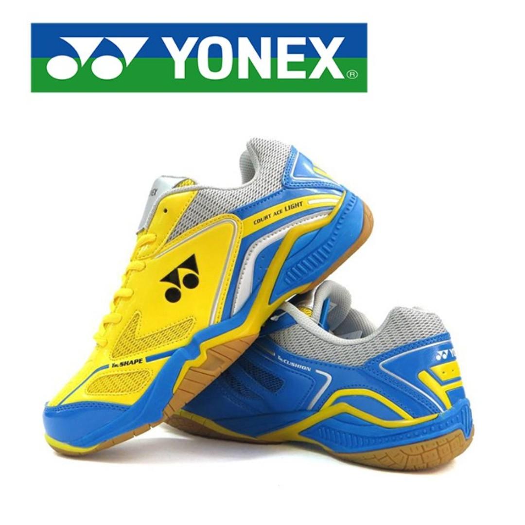 yonex ace light badminton shoes