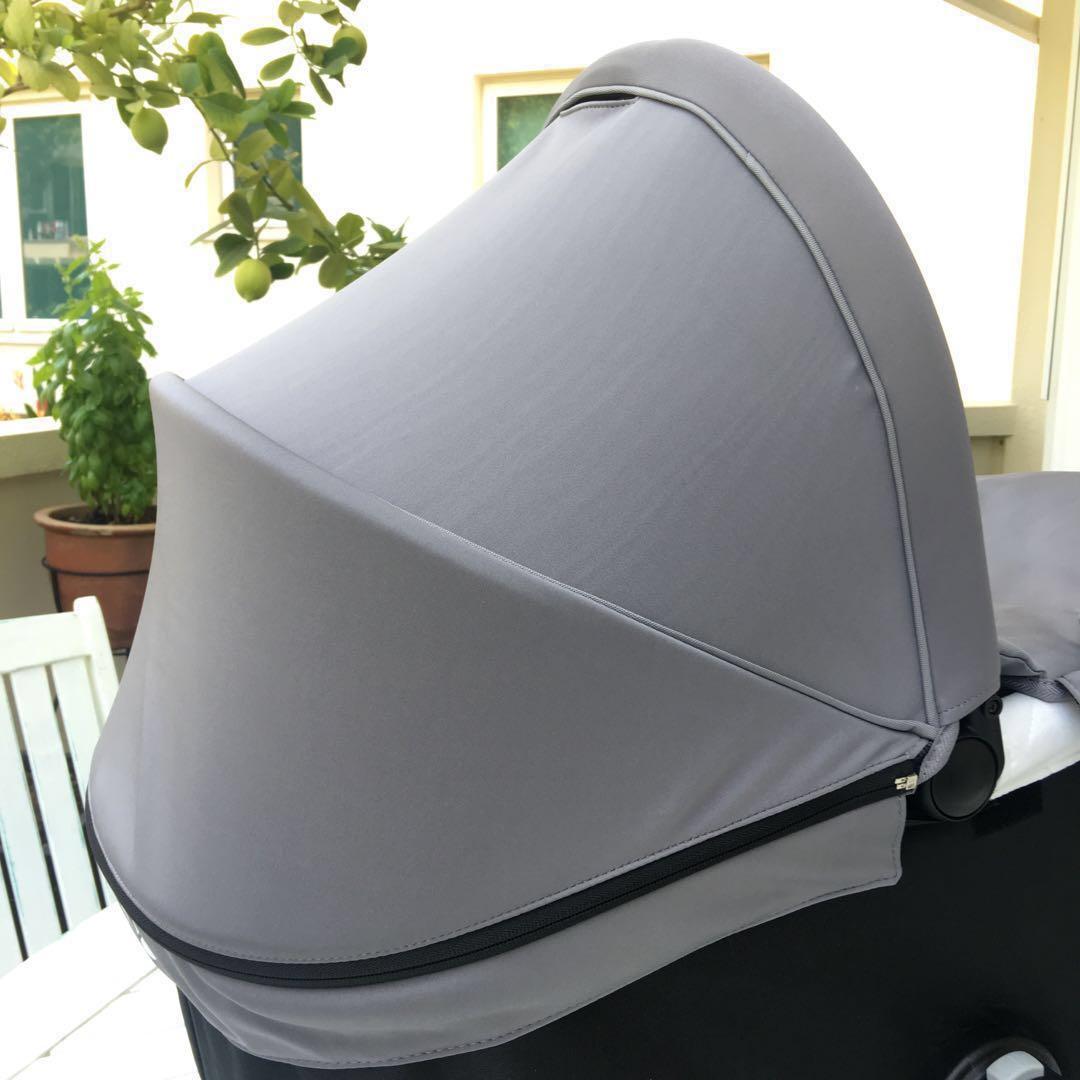 baby jogger deluxe pram bassinet