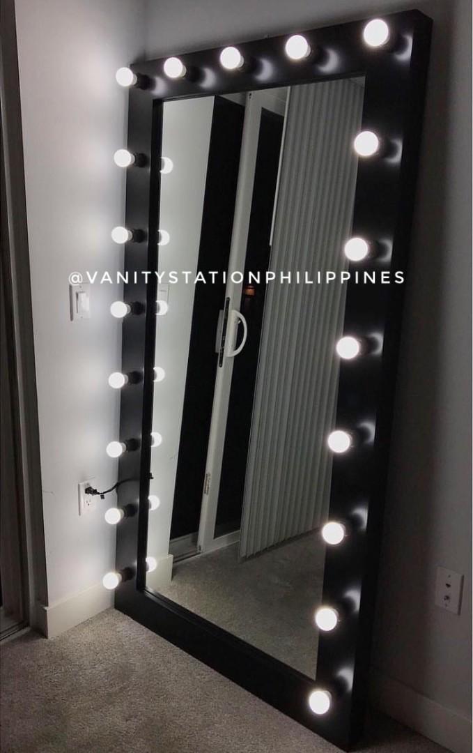High Quality Vanity Mirror Lifesize Free Installation On