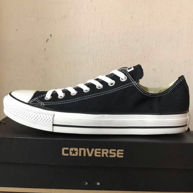 black converse 3.5